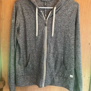 Vuori Halo Essential Hoodie Womens S Heather Gray Performance Full Zip